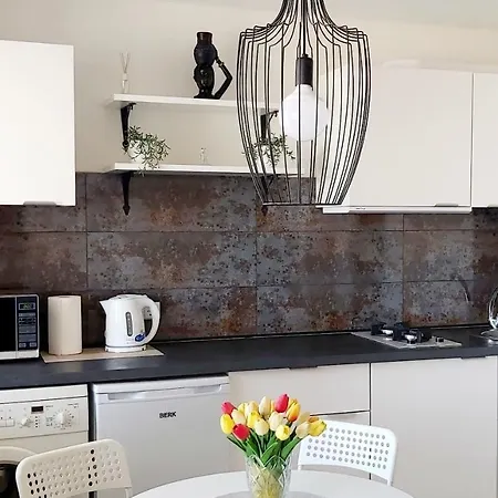 Apartamentai Su Balkonu Prie Akropolio Nr 2 * Klaipeda