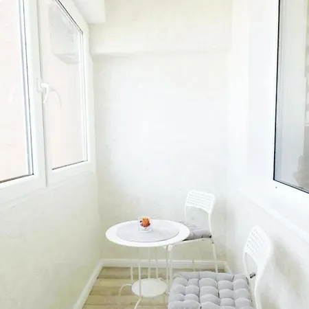 Apartamentai Su Balkonu Prie Akropolio Nr 2 Apartment *