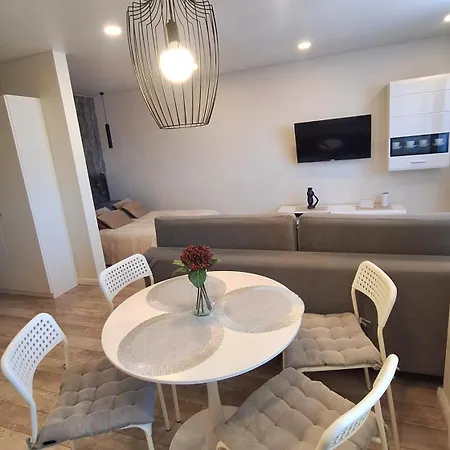 Apartamentai Su Balkonu Prie Akropolio Nr 2 Klaipėda