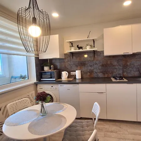 Apartamentai Su Balkonu Prie Akropolio Nr 2