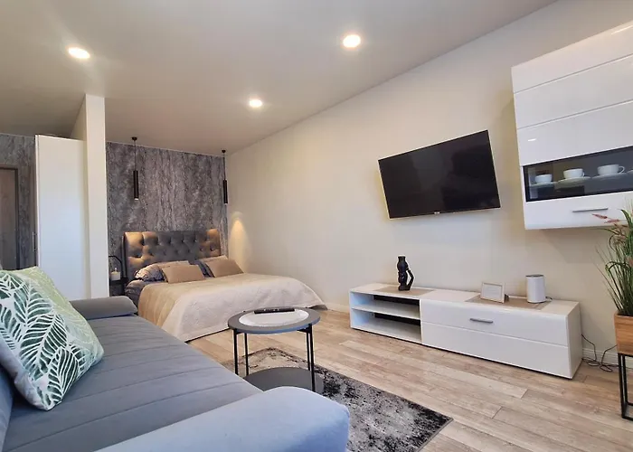 Apartamentai Su Balkonu Prie Akropolio Nr 2 Apartment